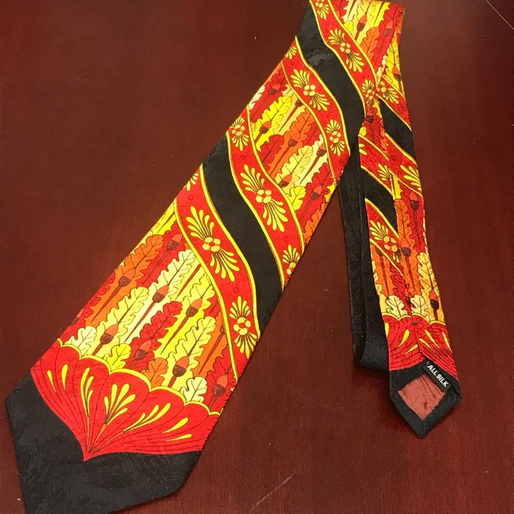 EUC Rush Limbaugh No Boundaries Silk Tie Black Red Gold